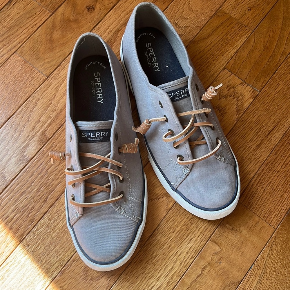 Sperry top sider shoes